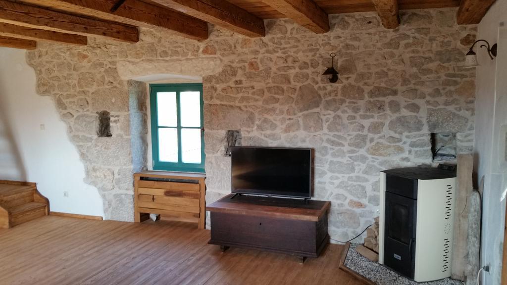 Holiday Home Olea Malinska Exterior photo